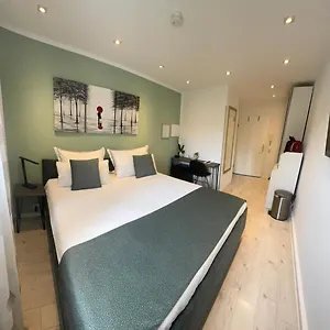 https://fam-honnef.hannover-hotel.net